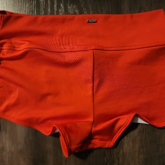 VS PINK GYM TO SWIM SHORTIE BOTTOM NEW Victoria’s Secret Swim Bottom - Picture 4 of 5